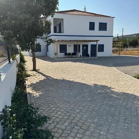 Nyaraló Casa Do Bele